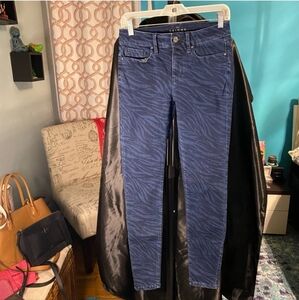 2 jeans, both White House black market EUC